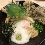 本格手打うどん 大河 - とりまいとろろわさびしょうゆ（アップ）