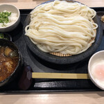 本格手打うどん 大河 - 鶏そぼろと茄子のつけめん（特々盛）