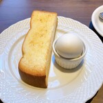 HOSHINO COFFEE - バタートーストとゆで卵