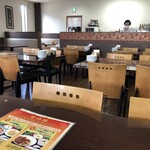 中国名菜・四川料理 安源楼 - 店内