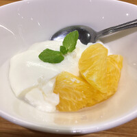 Az/ビーフン東 大阪店 - 杏仁豆腐、はっさく？