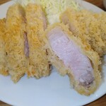 とんかつ成蔵 - 特ロース断面の輝き♡