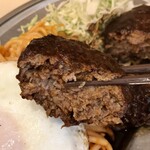 洋食屋 大越 - ハンバーグ付きスパゲッティ赤 ハンバーグ