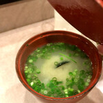 鮨処 多田 - しじみの味噌汁