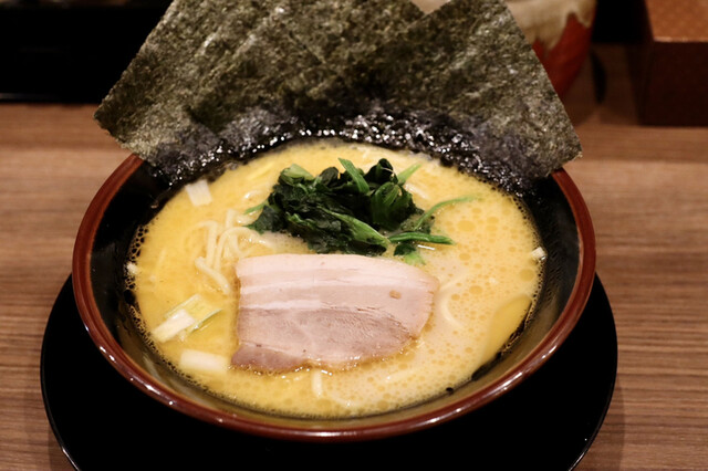 横浜家系ラーメン ぎん家 名古屋駅西口店 名古屋 ラーメン 食べログ 横浜家系ラーメン ぎん家 名古屋駅西口店 名古屋 ラーメン 食べログ