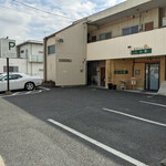 四川 China 八兵衛 - 店舗　外観及び駐車場　開店十分前