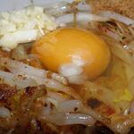 麺屋久兵衛  - 生卵