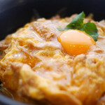 親子丼 ごっつ食べなはれ - 厳選たまごと軍鶏の親子丼
