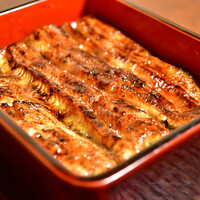 石ばし - うな重：白米はやや少なめで。