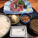 お魚処 うおとも - 鰺の刺身を定食に。