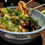 Kuidokoro Ba- Hashi Maru - 横から箸○の焼き鳥丼