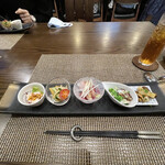Imaishi Hanten Suzuka - 前菜　
                        よだれ鶏、クラゲ、ノドグロの炙り、蛸と菜の花の葱炒め、キノコとイカのxo醬炒め　⭐️⭐️⭐️⭐️⭐️