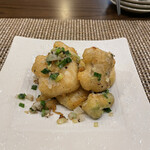 今石飯店 涼華 - そら豆、アナゴ、ナスのフリットの葱炒め　フリットを炒める発想がすごい　とても美味しい⭐️⭐️⭐️⭐️⭐️