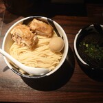 麺屋武蔵 武骨 - 濃厚武骨つけ麺　黒　大盛り\1200(21-02)