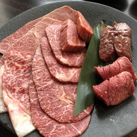 焼肉うしごろ 銀座並木通り店 - 