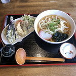 手打ちうどん 自遊席 - 