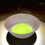 トレイス - えんどうまめのスープ