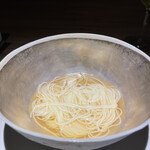 トレイス - 濾過して作ったスープを使った鰯のカッペリーニ