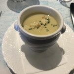 ポンヌフ - キャベツのポタージュ。キャベツでポタージュってどうやって作るんだろう、、、？