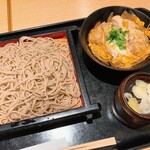そば処 善左衛門 - かつ丼セット(980円)