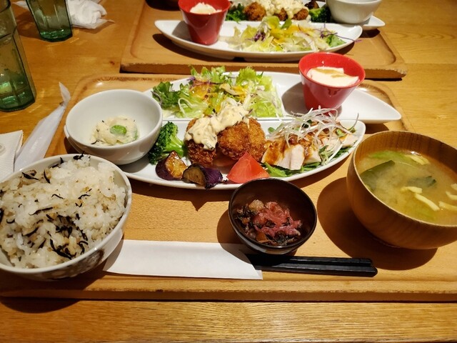 おぼんdeごはん Mark Is みなとみらい店 オボンデゴハン みなとみらい 定食 食堂 食べログ おぼんdeごはん Mark Is みなとみらい店 オボンデゴハン みなとみらい 定食 食堂 食べログ