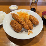 ビストロ 883 - ミックスフライ定食。
            美味し。