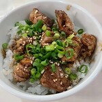 支那そば こてつ - ハラミ丼350円