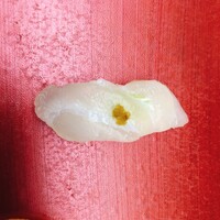 寿司 銀明翠 博多 - アラ
                    アラ特有の旨味が美味しい。
