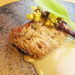 フロレゾン - お魚のメイン　美しい松笠焼き