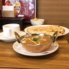 ROAD SIDE - チーズナンセット。選べるカレーはマトン