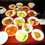 黄鶴 - ２人のランチ小皿定食　２８００円（税込）【２０２１年２月】