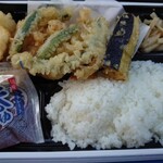 Kinno Tempura - 金天弁当710円(税込)