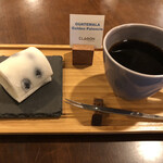 クラクションコーヒーロースターズ - 料理写真:豆大福とグァテマラブレンド