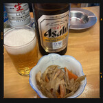亀松 - 瓶ビール＆お通し