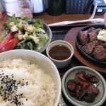 荒牧大衆酒場 オヤジサーカス - 料理