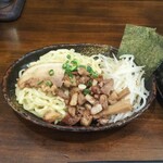 どん きさろく - とんこつつけ麺の麺