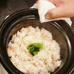 馬車道 大かわ - 蟹ご飯