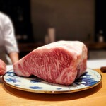 肉割烹 岡田前 - 