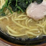 Numata Ya - 醤油らーめん（700円）の麺アップ