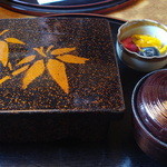 ニの鳥居館 浅羽屋 - うな重：3,200円