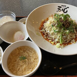 四川名菜　天心 - 汁なし麻辣湯麺