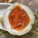 三ん寅 - 煮玉子も味が濃い！