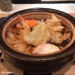 日本料理介寿荘 - 鍋焼うどんに天ぷら投入