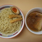 煮干鰮らーめん 圓 八王子本店 - 12/08/28 つけ麺(塩) 大盛
