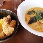 Soup Curry Chinita - ラムザンギのスープカレー