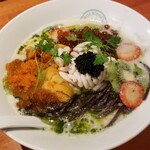 麺屋 六感堂 - 白子スープの海鮮パフェ風ヌードル