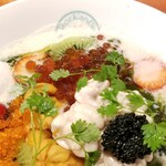 麺屋 六感堂 - 白子スープの海鮮パフェ風ヌードル