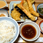 Tempura Ebinoya - 海鮮御膳