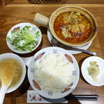 華味 - 水煮魚片・アンコウの四川風辛味うま煮定食（￥1040）