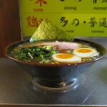 秋葉原ラーメン わいず - ラーメン、丼形状